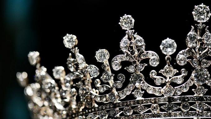 prévia das joias mais luxuosas da família real