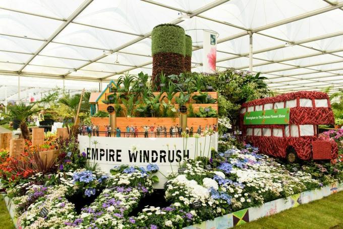 detalhe do jardim windrush dentro do grande pavilhão do rhs chelsea flower show 2018