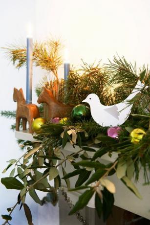 Decorações de Natal - pomba e enfeites
