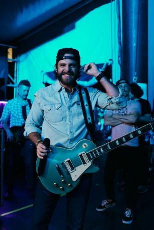 nashville, tennessee 10 de junho thomas rhett participa do dia 2 do 49th cma fest em 10 de junho de 2022 em nashville, tennessee foto de john shearergetty images for cma