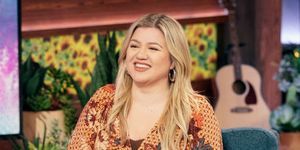 the kelly clarkson show episódio j108 retratado foto de kelly clarkson por weiss eubanksnbcuniversal via getty images