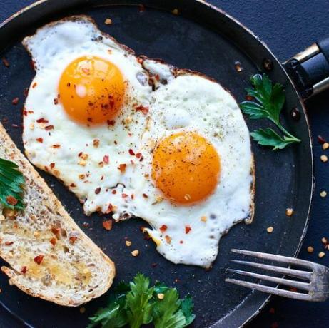 melhores alimentos para o crescimento do cabelo - ovos