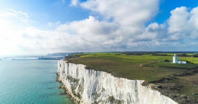 penhascos brancos de Dover, Kent, Reino Unido