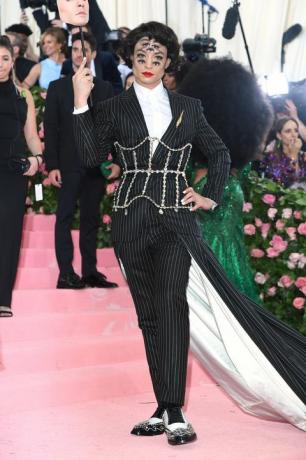 O Met Gala 2019 comemora o acampamento: notas sobre moda - chegadas