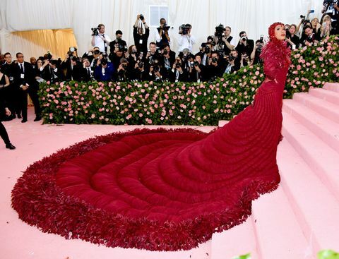 O Met Gala 2019 comemora o acampamento: notas sobre moda - chegadas