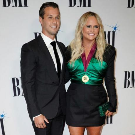 miranda lambert e brendan mcloughlin no 68º bmi country awards