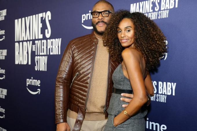 r tyler perry e gelila bekele participam da exibição especial de maxines baby uma história de tyler perry apresentada pela amazon studios no rialto center for the arts em 8 de novembro de 2023 em atlanta, geórgia foto de carol lee rosegetty images for amazon estúdios