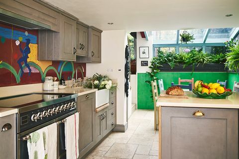 cozinha cinza na casa de oxford de Annie Sloan