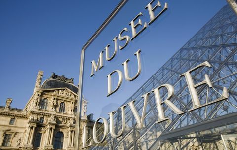 faça um tour virtual pelo museu do louvre