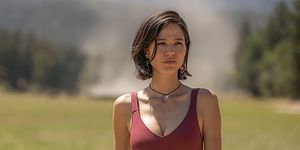 Kelsey Asbille como Monica Dutton em Yellowstone