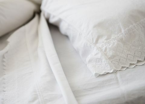 8 truques simples para ajudá-lo a dormir no calor