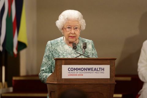 A rainha se dirige aos líderes da Commonwealth