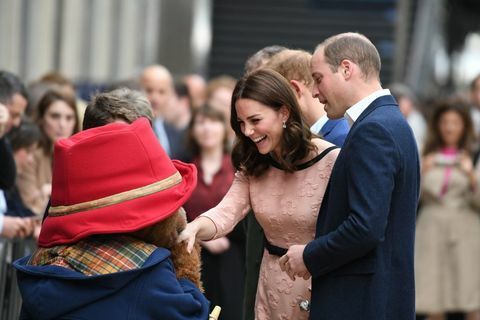 Kate Middleton encontra Paddington Bear