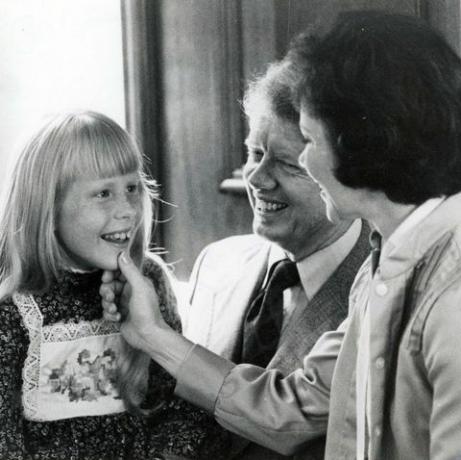 Amy, Rosalynn e Jimmy Carter em 1976